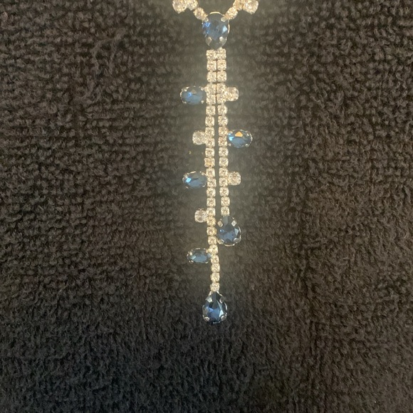 Cezanne necklace and earrings set - Picture 2 of 3